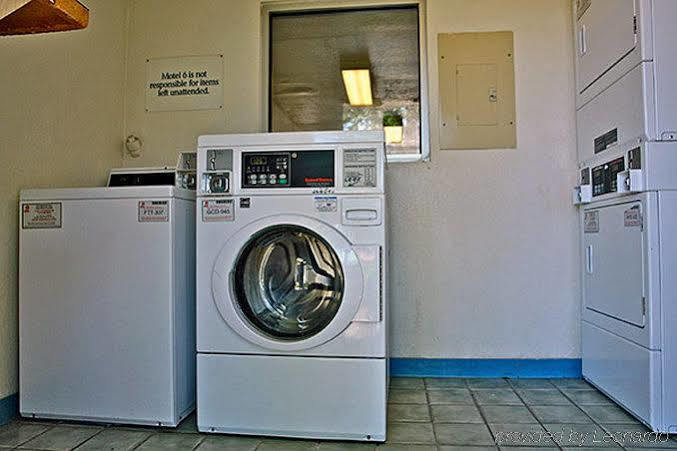 6-conroe, Tx Hotel
